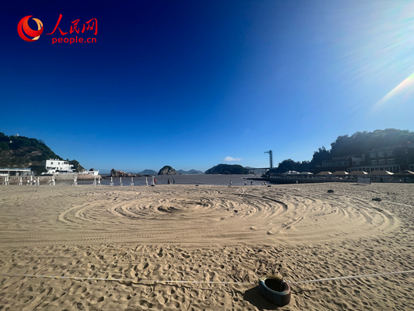 東岙沙灘風景。人民網(wǎng) 歐陽易佳攝